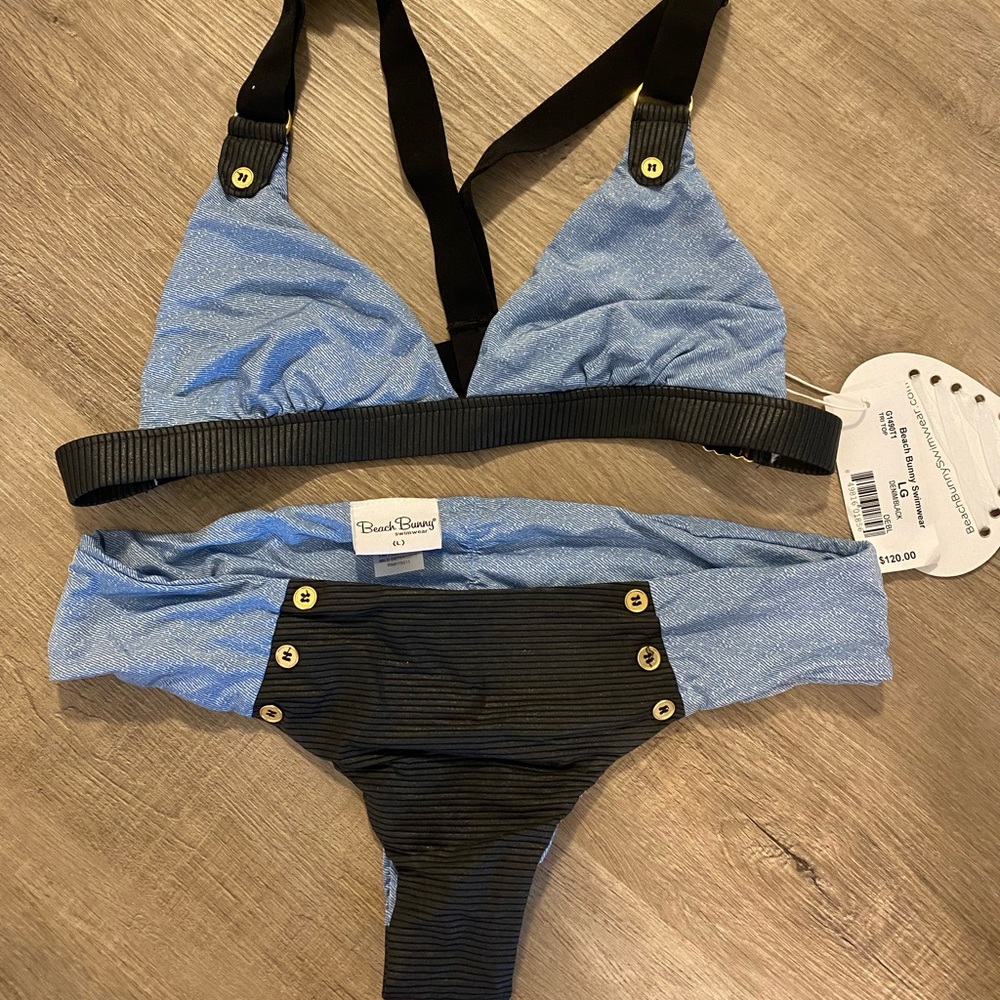 Beach Bunny swimwear
